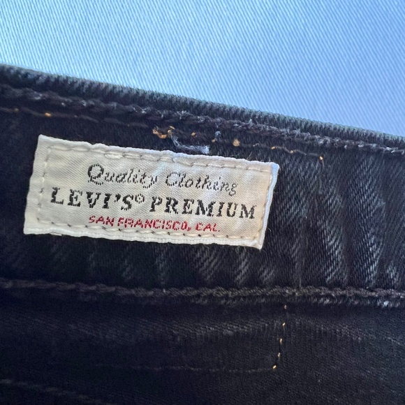 Levi’s ribcage black cut-off button fly denim shorts sz 27 - Picture 9 of 11